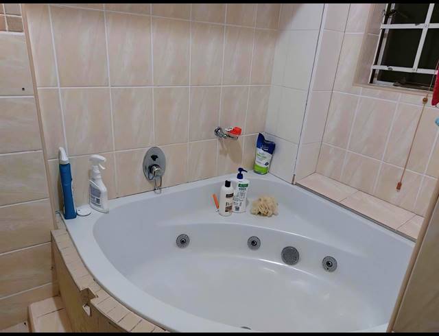 2 BEDROOM APARTMENT FOR SALE IN MONTCLAIR